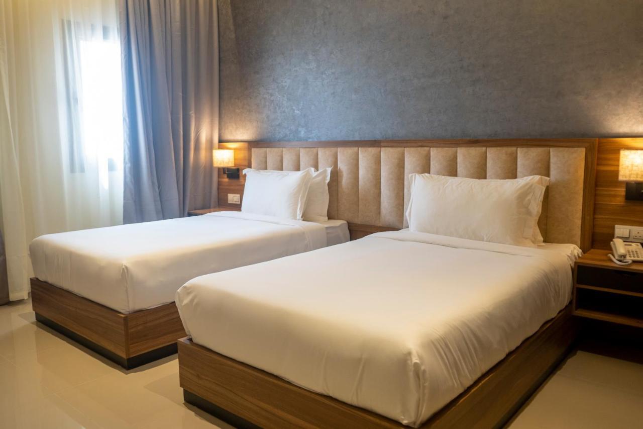 The Plaza Hotel & Resort Σαλάλα Εξωτερικό φωτογραφία