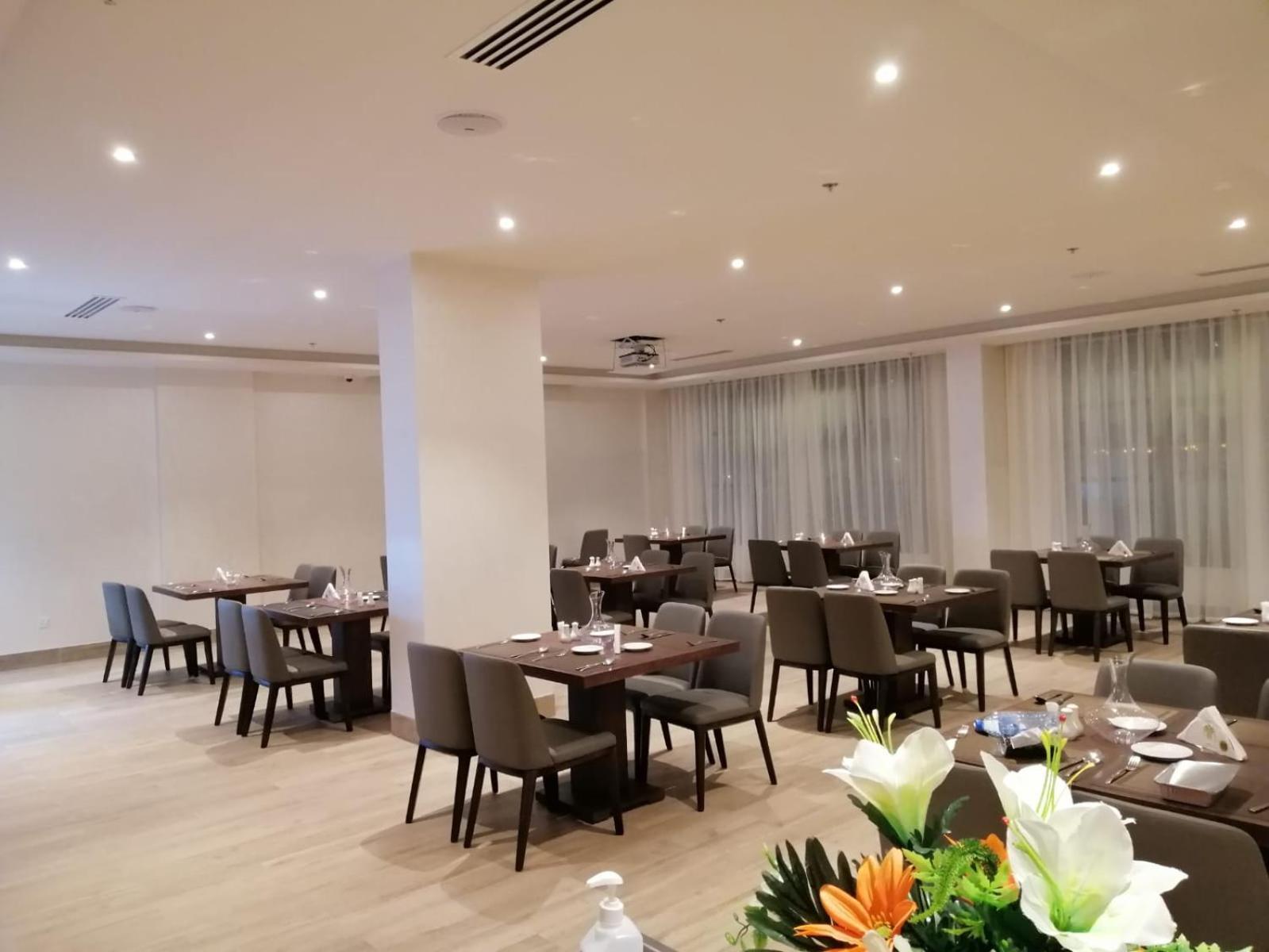 The Plaza Hotel & Resort Σαλάλα Εξωτερικό φωτογραφία