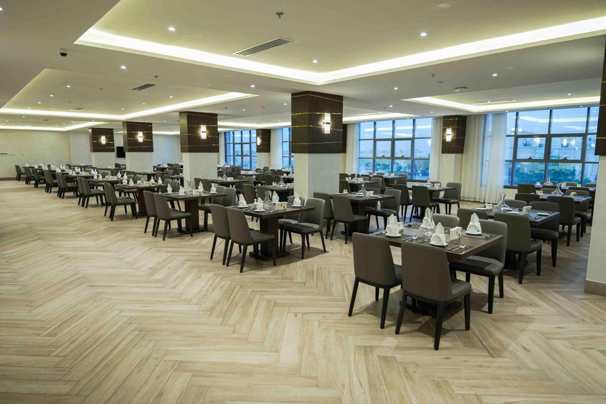 The Plaza Hotel & Resort Σαλάλα Εξωτερικό φωτογραφία